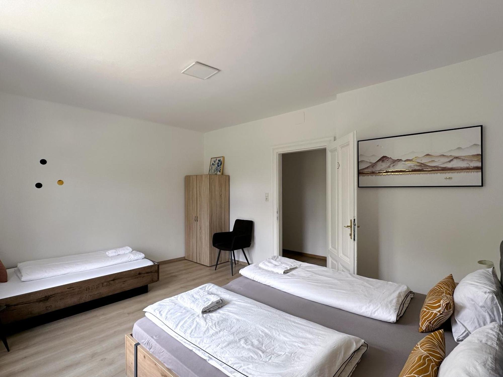 Appartamento Up Resistances G Baden bei Wien Esterno foto